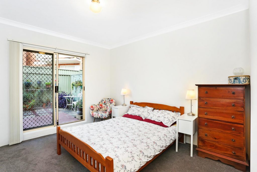 2/1a Berrille Road