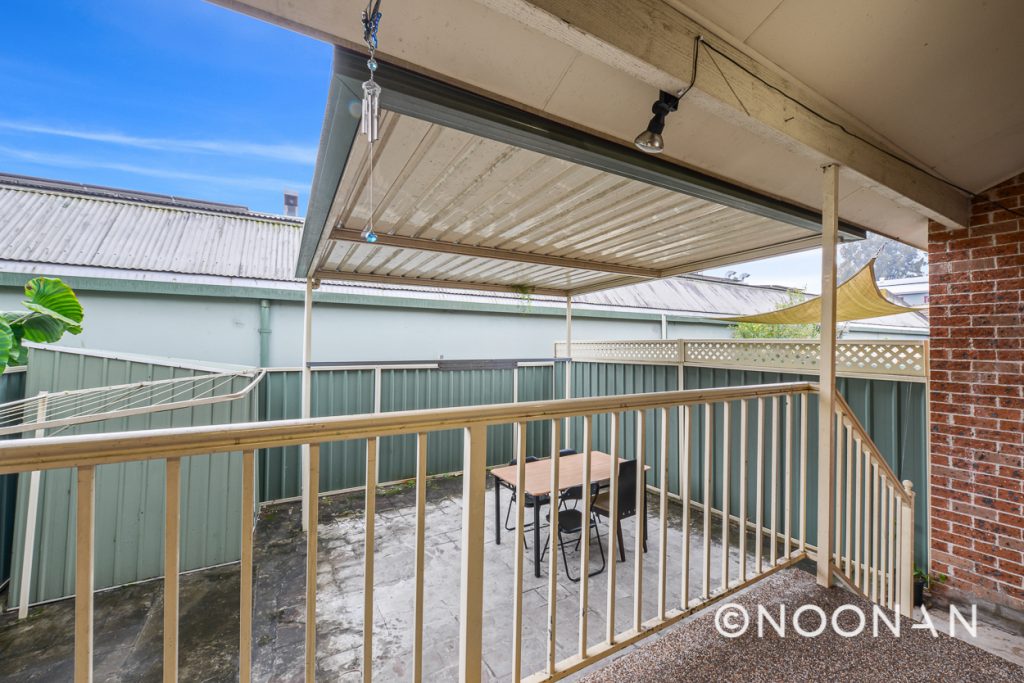 2/2a Cullens Road