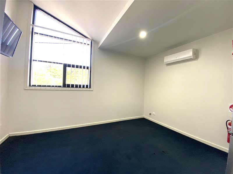 1/246 Moorefields Rd, Beverly Hills - Thumbnail 3
