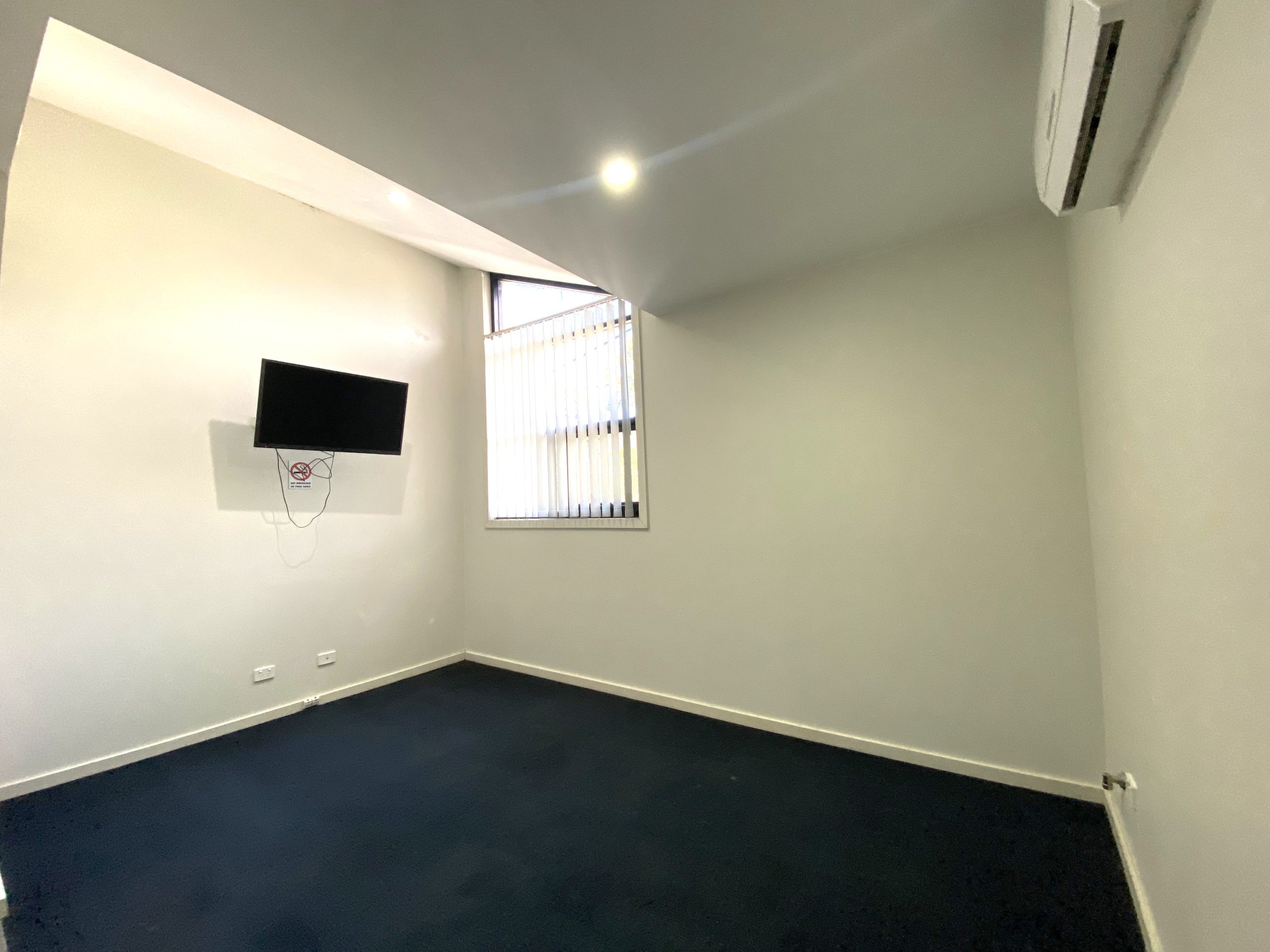 1/246 Moorefields Rd, Beverly Hills - Thumbnail 4