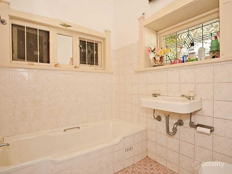 12 Robertson Street, Kogarah - Thumbnail 7