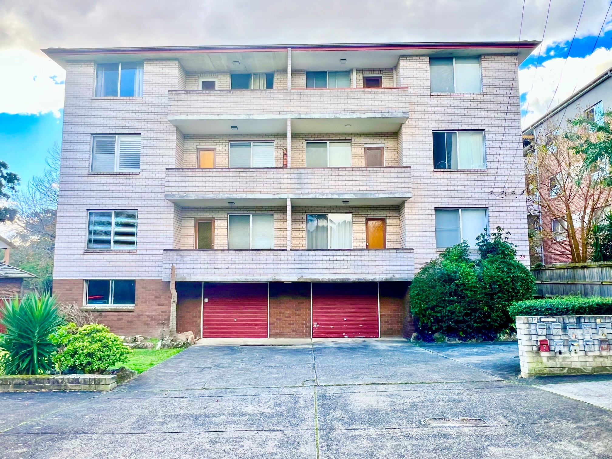 12/25 Graham Road
